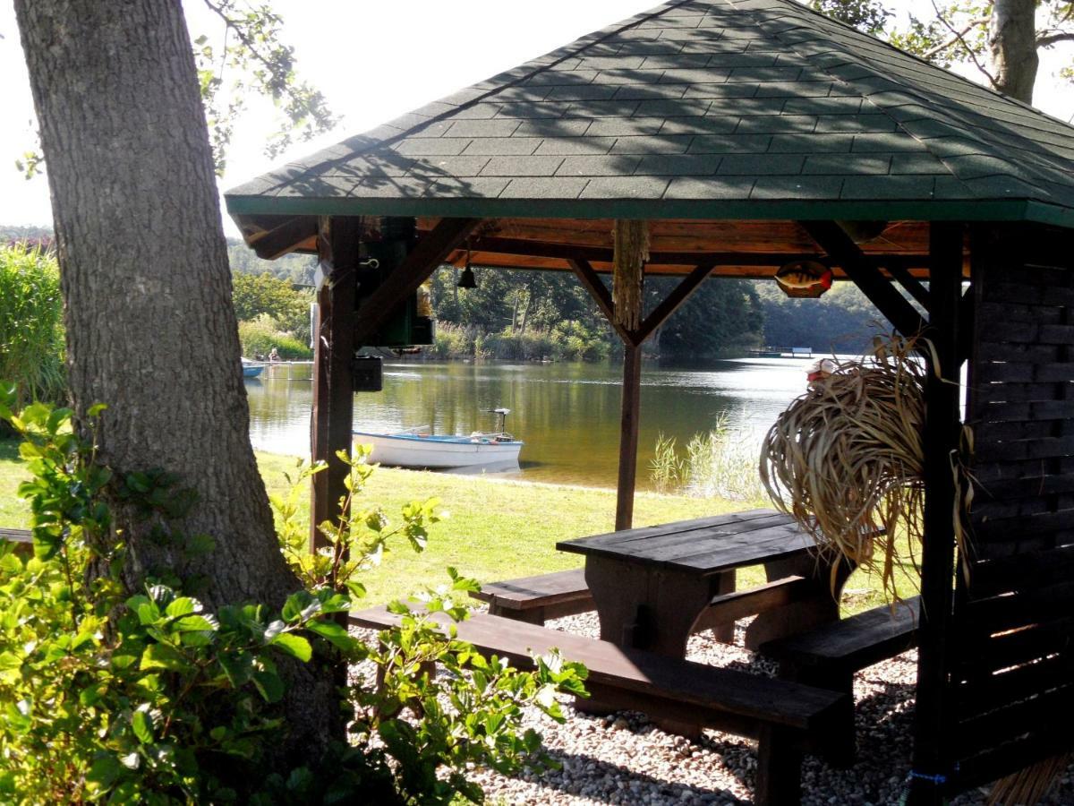 Ferienwohnungen Direkt Am See Bei Den Kaiserbaedern เฮริงสดอร์ฟ ภายนอก รูปภาพ